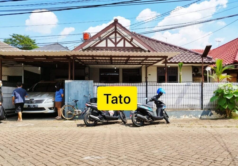 Dijual Rumah Bagus Siap Huni, bisa bangun 2 Lantai, model minimalis.Harga 950Jt Nego dan. Kpr dengan Tato 087875863425
Sertipikat Hak milik
Luas 135 m
harga 950 jt
tersedia kprmudah dan murah
hubungi 087875863425
Lebar 9 m
Panjang 15 m
hadap Selatan
Bangunan 1 lantai
Kamar tidur 2
Kamar mandi 1
Ruang Tamu 1
Ruang keluarga 1
Parkir 1 mobil.
Pekarangan belakang 1
Listrik 2200 watt
air Jet Pump.
Lokasi strategis
Dekat ke Puri Indah
Dekat ke Green Lake, Metri permata
Dekat akses Tol karang Tengah
Lingkungan Aman, Dan Nyaman.
Dijual Rumah Bagus Siap Huni, bisa bangun 2 Lantai, model minimalis.Harga 950Jt Nego dan. Kpr dengan Tato 087875863425
Dijual Rumah Bagus Siap Huni, bisa bangun 2 Lantai, model minimalis.Harga 950Jt Nego dan. Kpr dengan Tato 087875863425